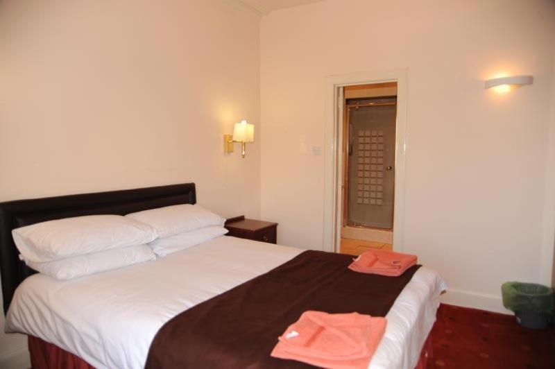 Grosvenor Hotel Rugby Eksteriør bilde