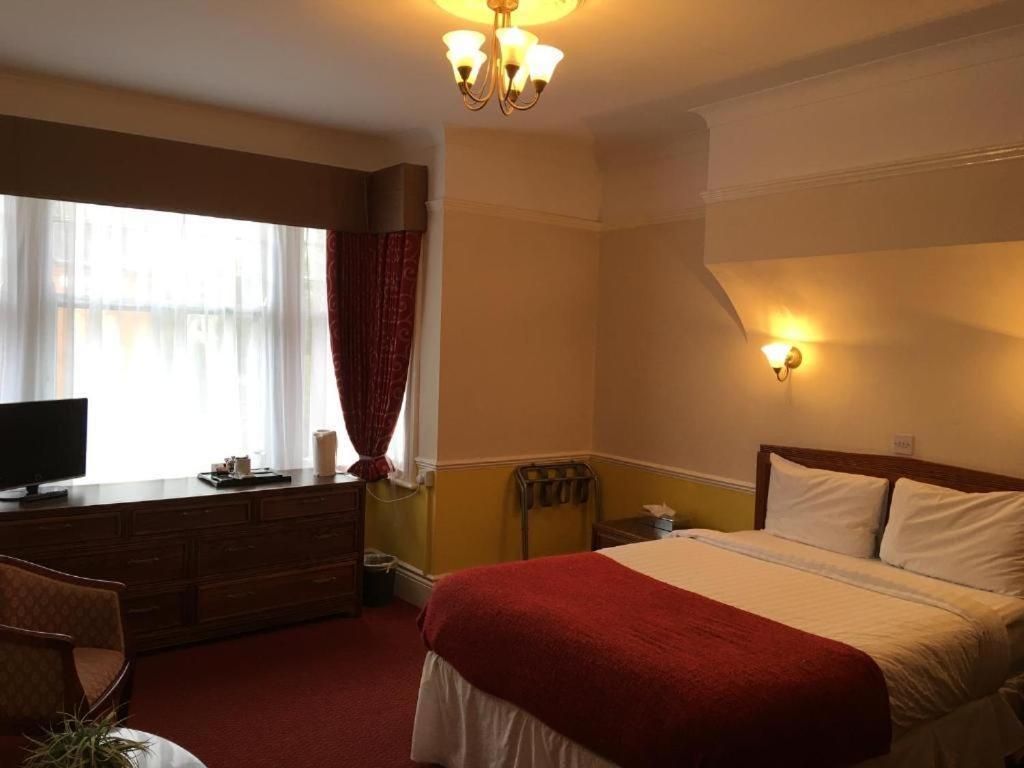 Grosvenor Hotel Rugby Eksteriør bilde