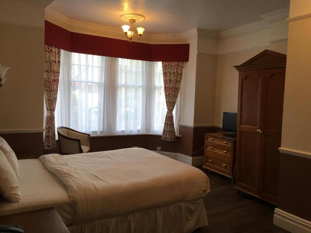 Grosvenor Hotel Rugby Eksteriør bilde