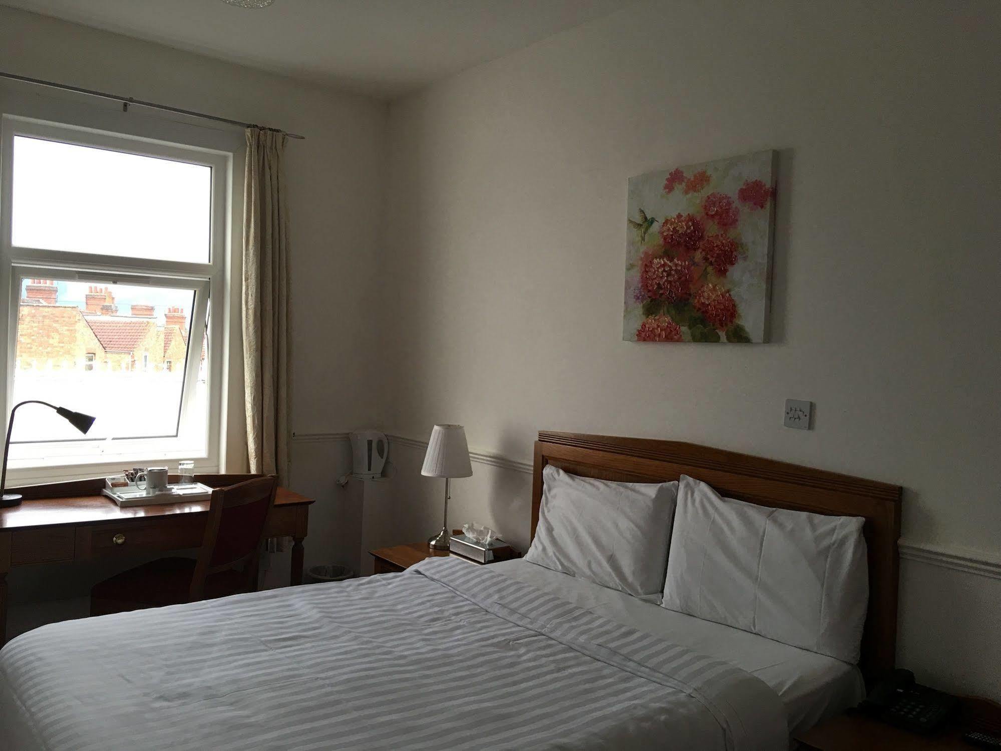 Grosvenor Hotel Rugby Eksteriør bilde