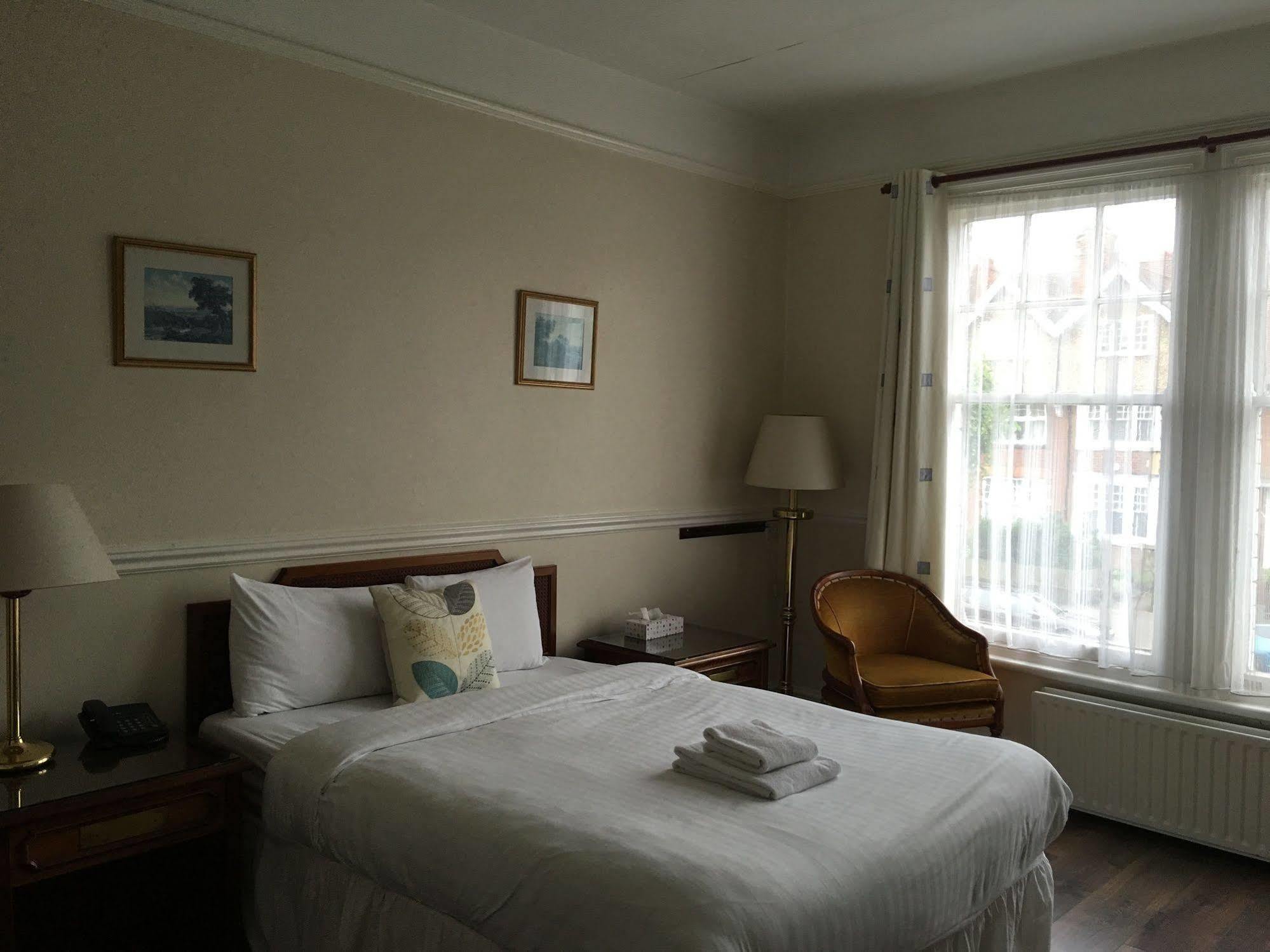 Grosvenor Hotel Rugby Eksteriør bilde
